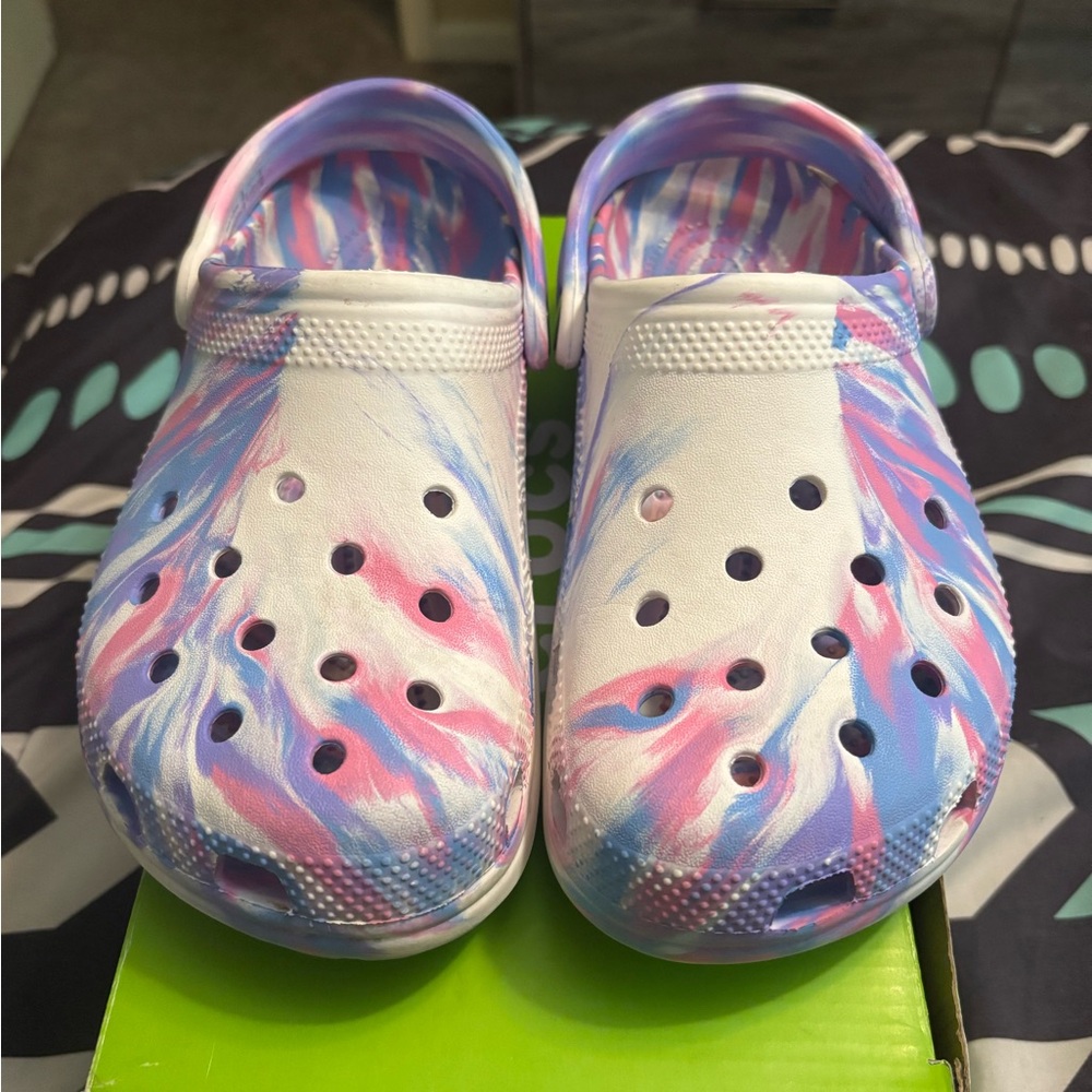 CROCS Kids Water Shoes in Pink and Blue